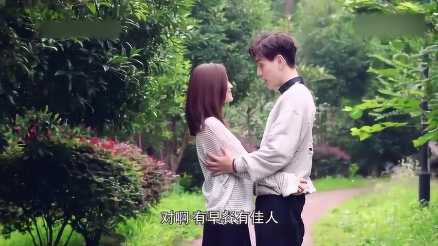集装箱货运船
